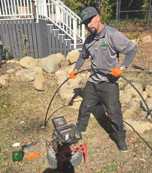 Hydro jetting a sewer main